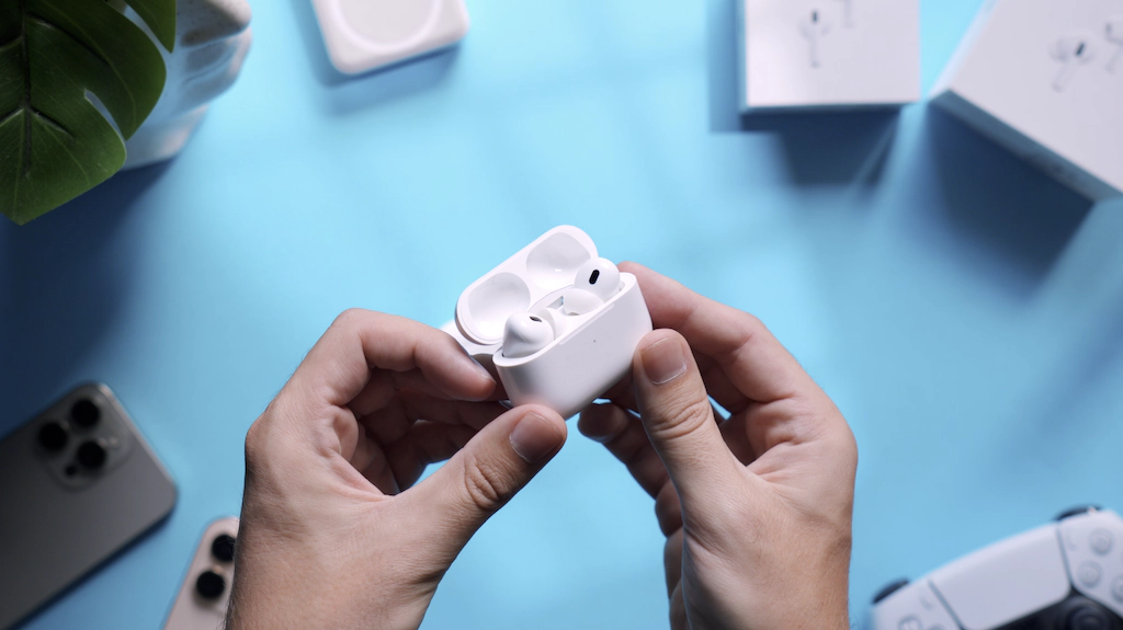 Recenzja Apple AirPods 4 warto dopłacić do ANC czy do Pro 2